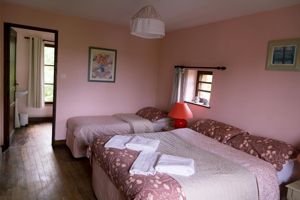 Le Moulin De Tigny Bed & Breakfast Room photo