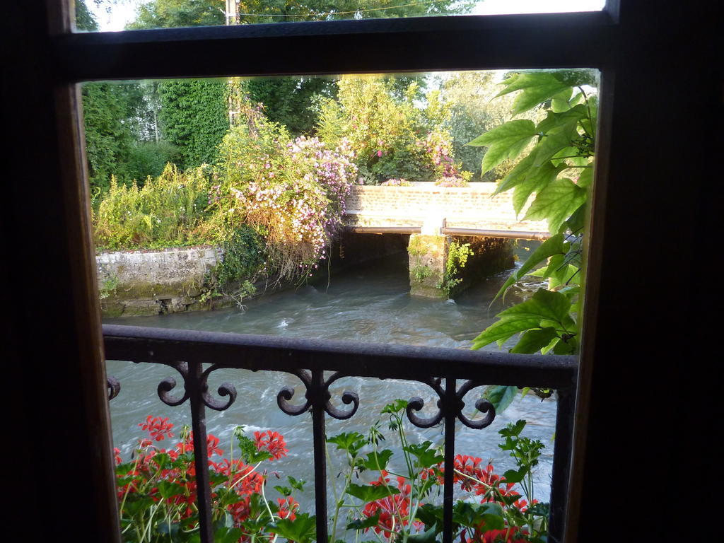 Le Moulin De Tigny Bed & Breakfast Exterior photo